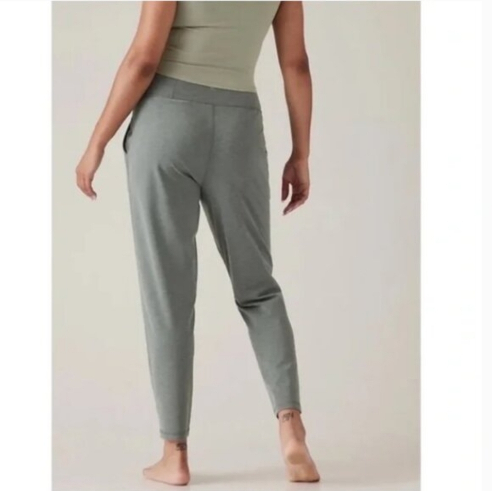 Athleta Elation Pant In Heather Green Size Large Tall - Picture 2 of 8